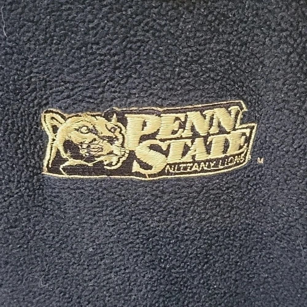 NIKE Penn State blue & gray fleece sweatshirt.  Zipper neck. Youth XL